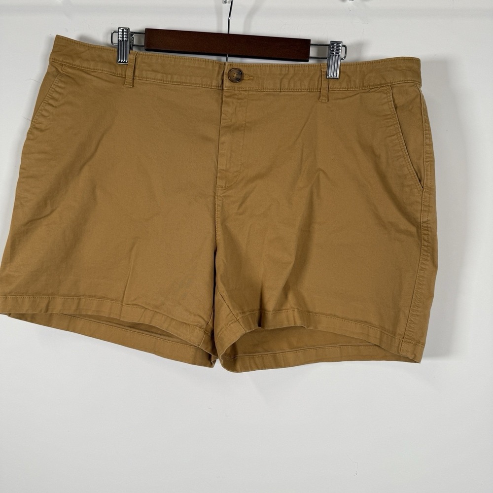 Amazon Essentials‎ Women's Chino Short Khaki Casual Size 20